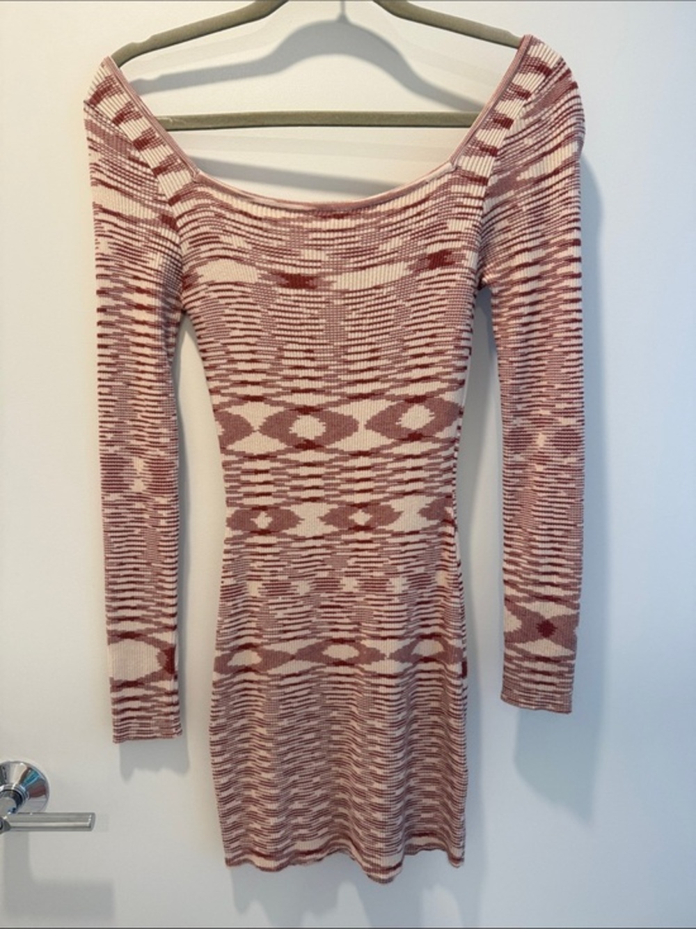 Storia Patterned Long Sleeve Knit Dress